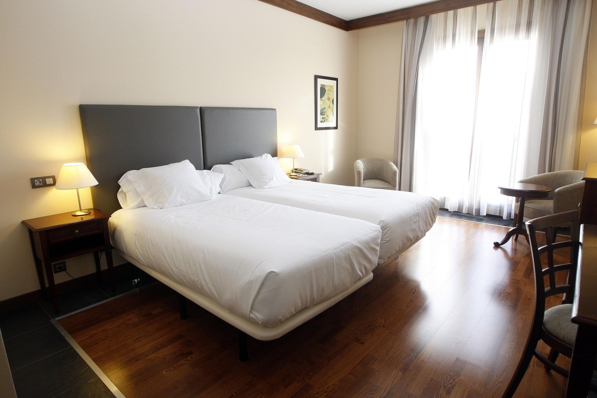 Hotel & Spa Real Badaguas Jaca Exterior photo